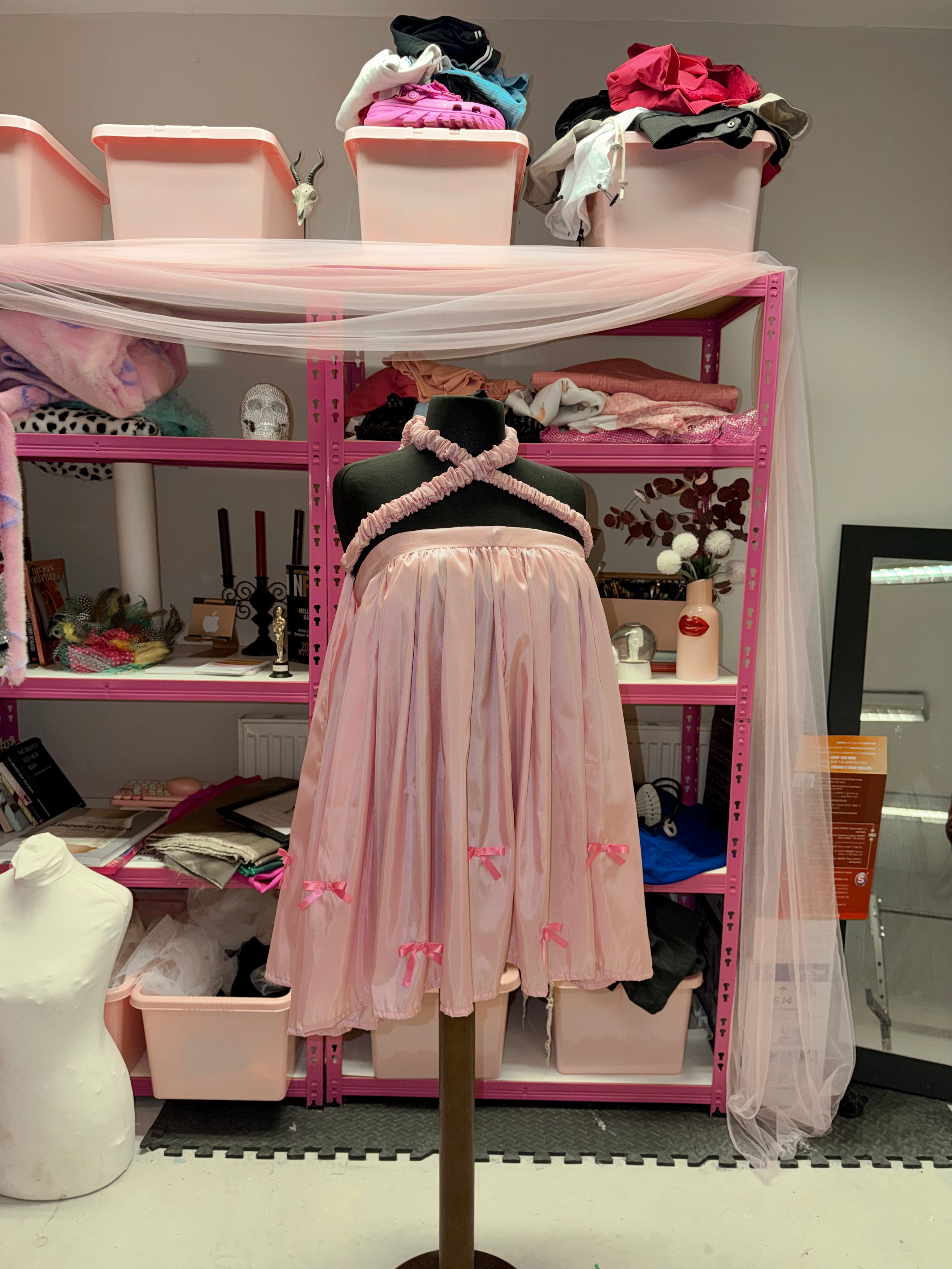 The Princess Dress - Pink Bow 1 of 1